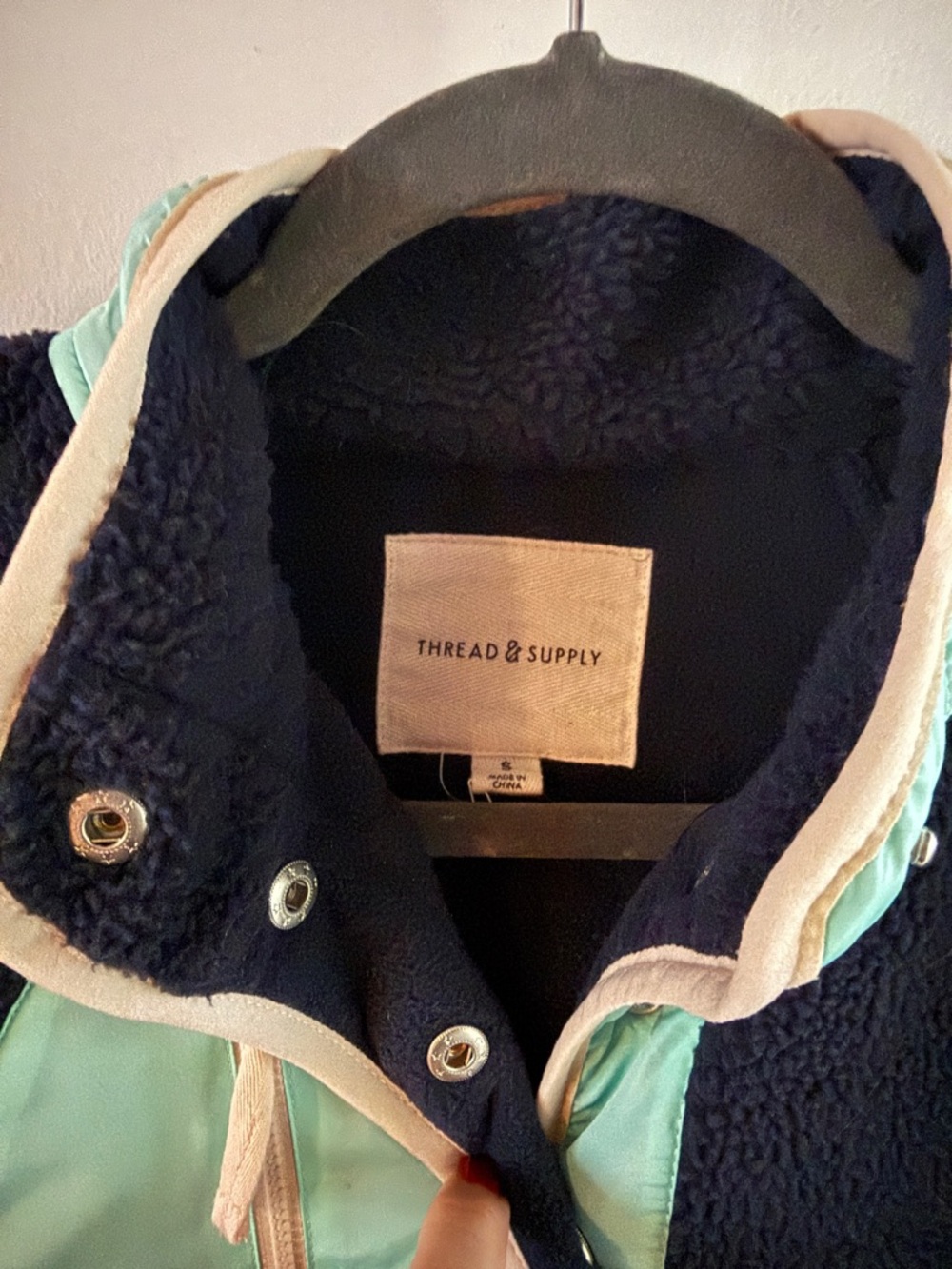 Thread & supply fleece pullover - Picture 6 of 10